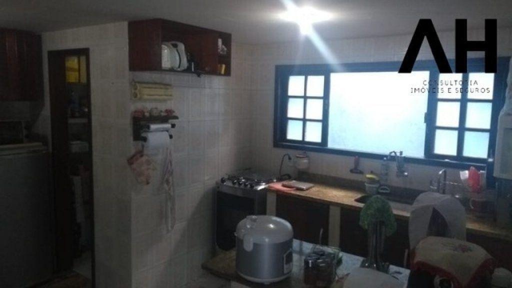 Imagem Casa com 3 Quartos à Venda, 350 m²em Piratininga - Niterói