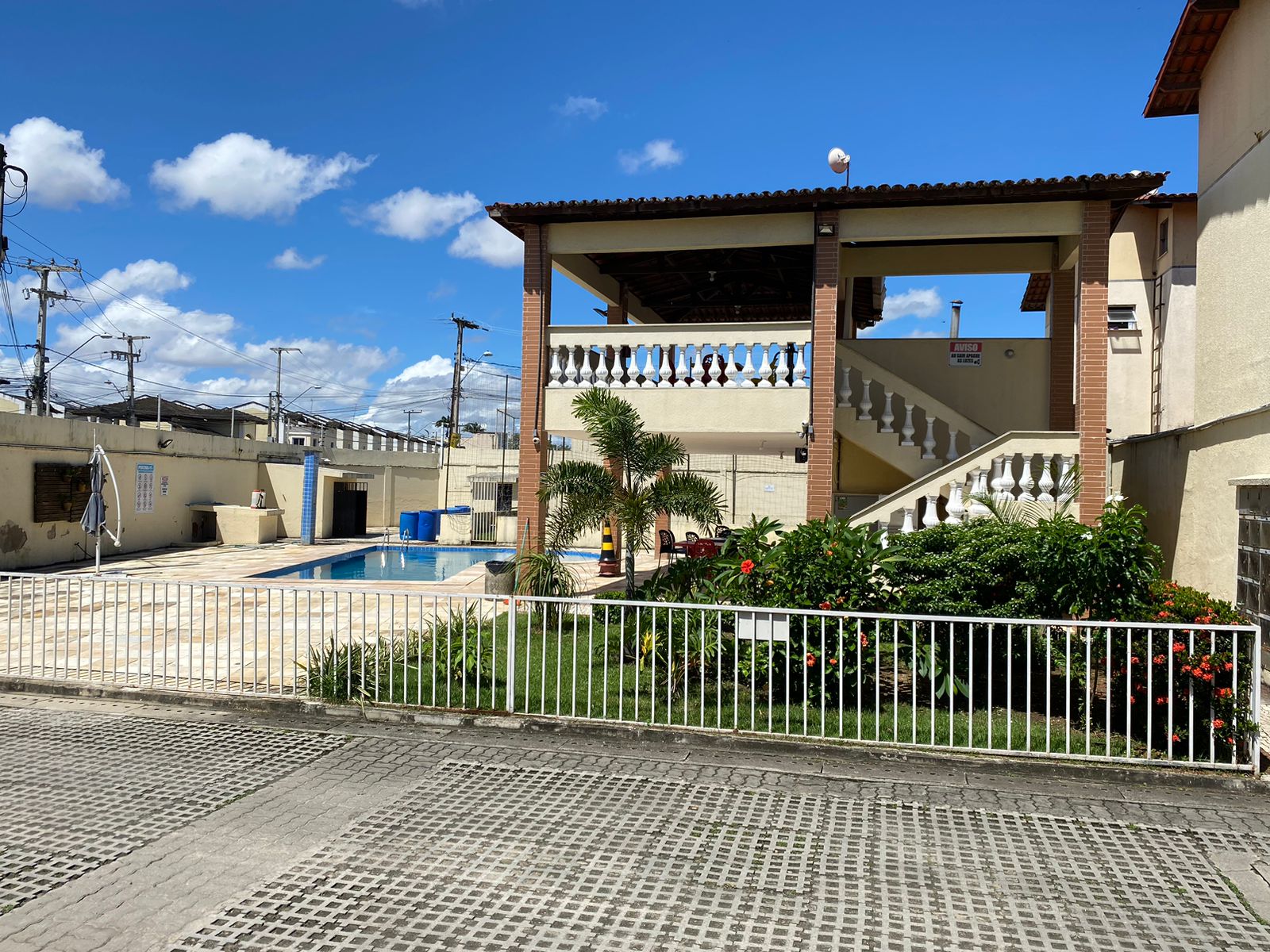 Imagem Casa de Condomínio com 2 Quartos à Venda, 63 m²em Siqueira - Fortaleza Imagem Casa de Condomínio com 2 Quartos à Venda, 63 m²em Siqueira - Fortaleza