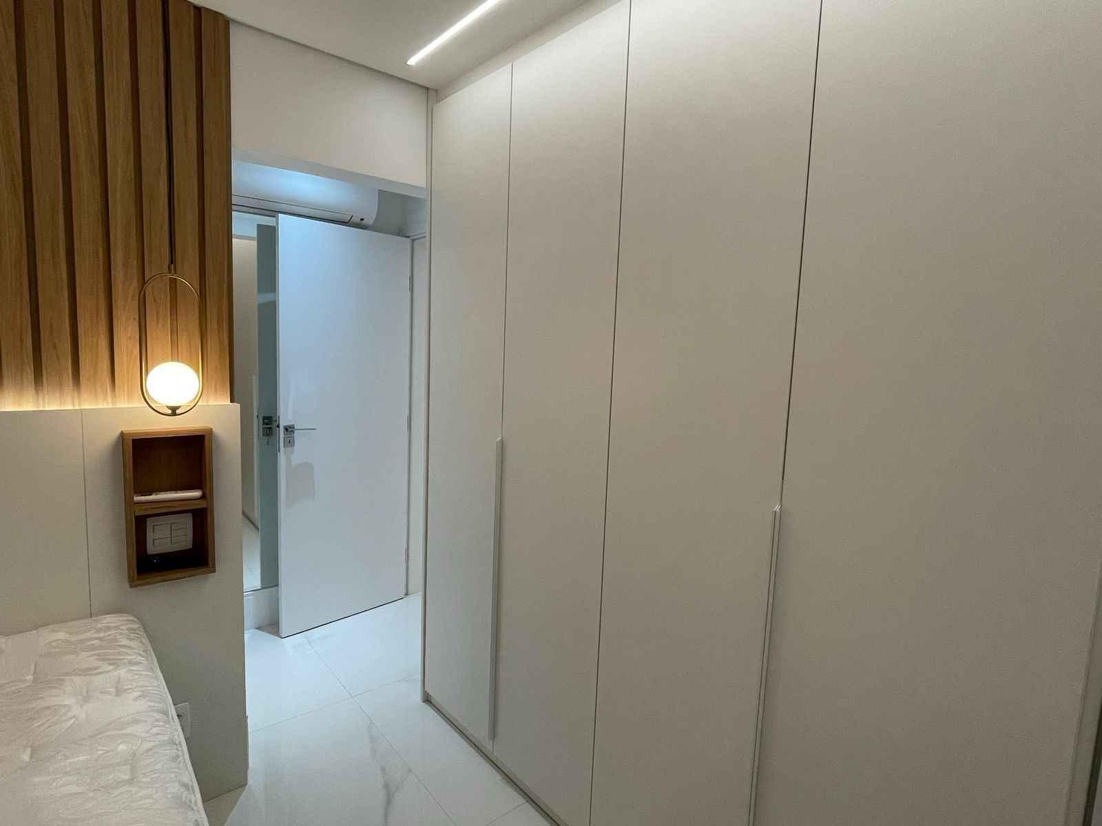 Imagem Flat com 2 Quartos à Venda, 62 m²em Cerqueira César - São Paulo Imagem Flat com 2 Quartos à Venda, 62 m²em Cerqueira César - São Paulo