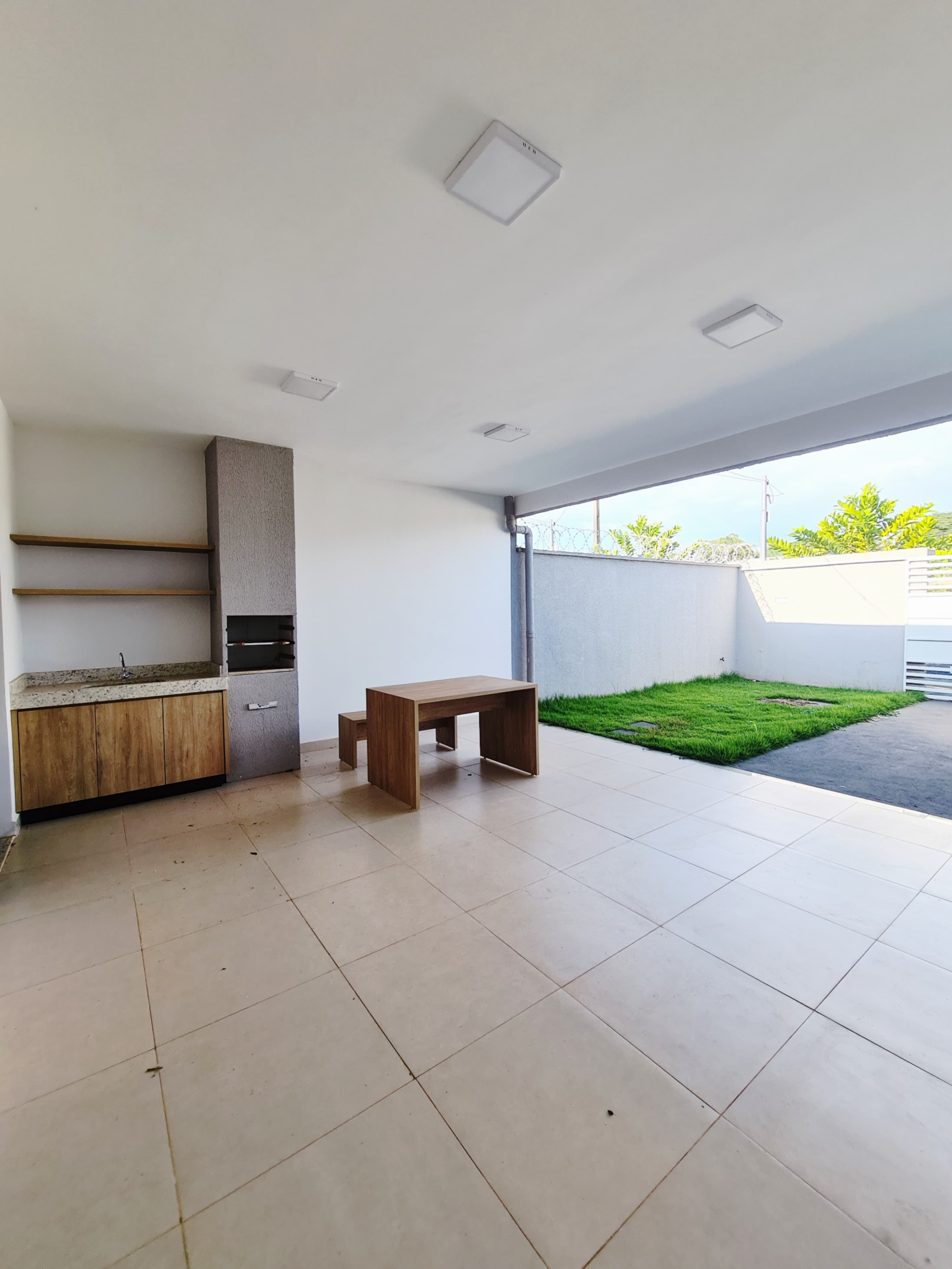 Imagem Casa com 3 Quartos à Venda, 102 m²em Jardim Bom Jesus - Goiânia Imagem Casa com 3 Quartos à Venda, 102 m²em Jardim Bom Jesus - Goiânia