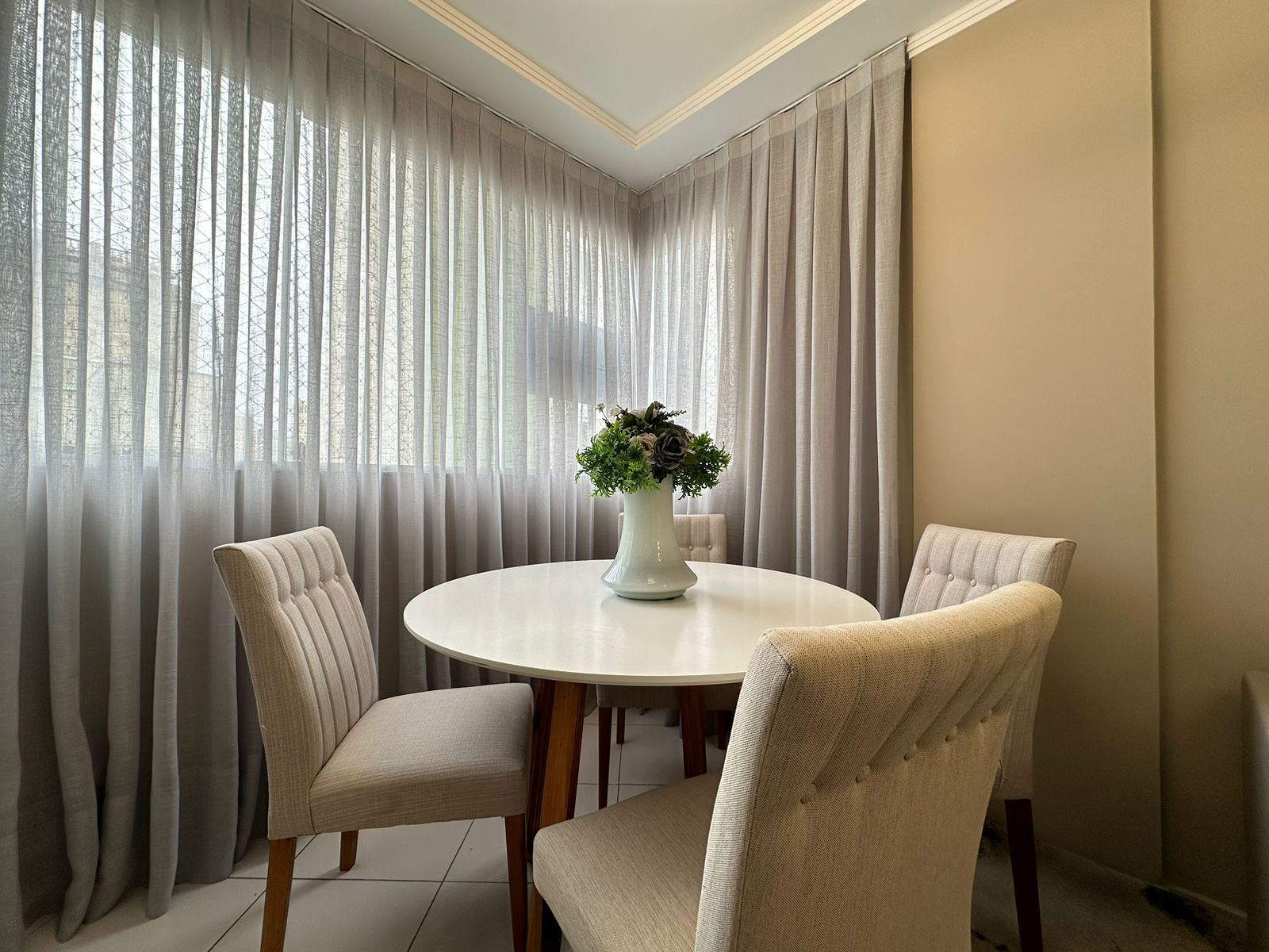 Imagem Apartamento com 2 Quartos à Venda, 60 m²em Meia Praia - Itapema Imagem Apartamento com 2 Quartos à Venda, 60 m²em Meia Praia - Itapema