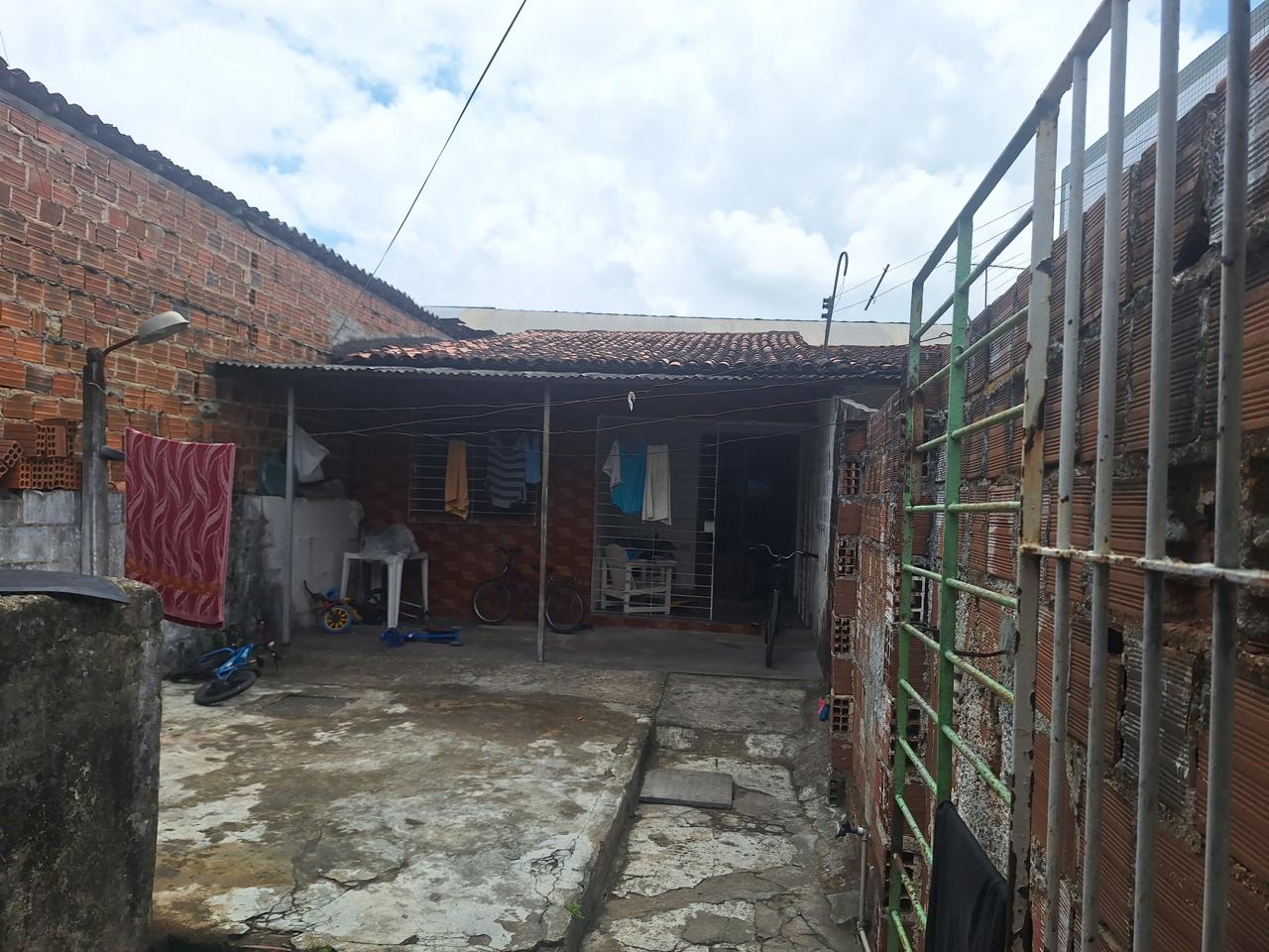 Imagem Casa com 3 Quartos à Venda, 410 m² em Zumbi - Recife Imagem Casa com 3 Quartos à Venda, 410 m² em Zumbi - Recife