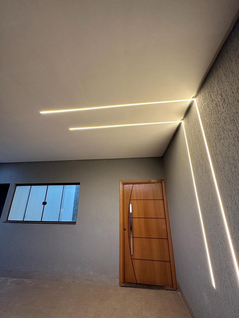 Imagem Casa com 3 Quartos à Venda, 114 m² em Setor Santos Dumont - Goiânia