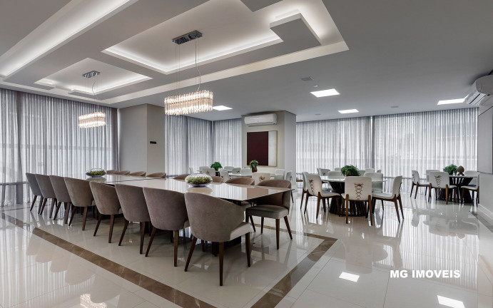 Imagem Apartamento com 3 Quartos à Venda,  em Centro - Balneário Camboriú