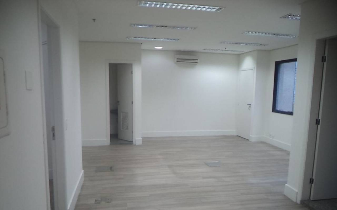 Imagem Sala Comercial à Venda ou Locação, 37 m² em Vila Olímpia - São Paulo Imagem Sala Comercial à Venda ou Locação, 37 m² em Vila Olímpia - São Paulo