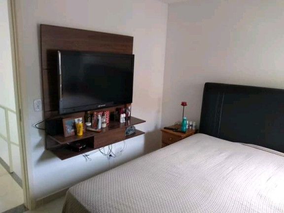 Imagem Casa de Condomínio com 2 Quartos à Venda, 78 m² em Araras - Teresópolis
