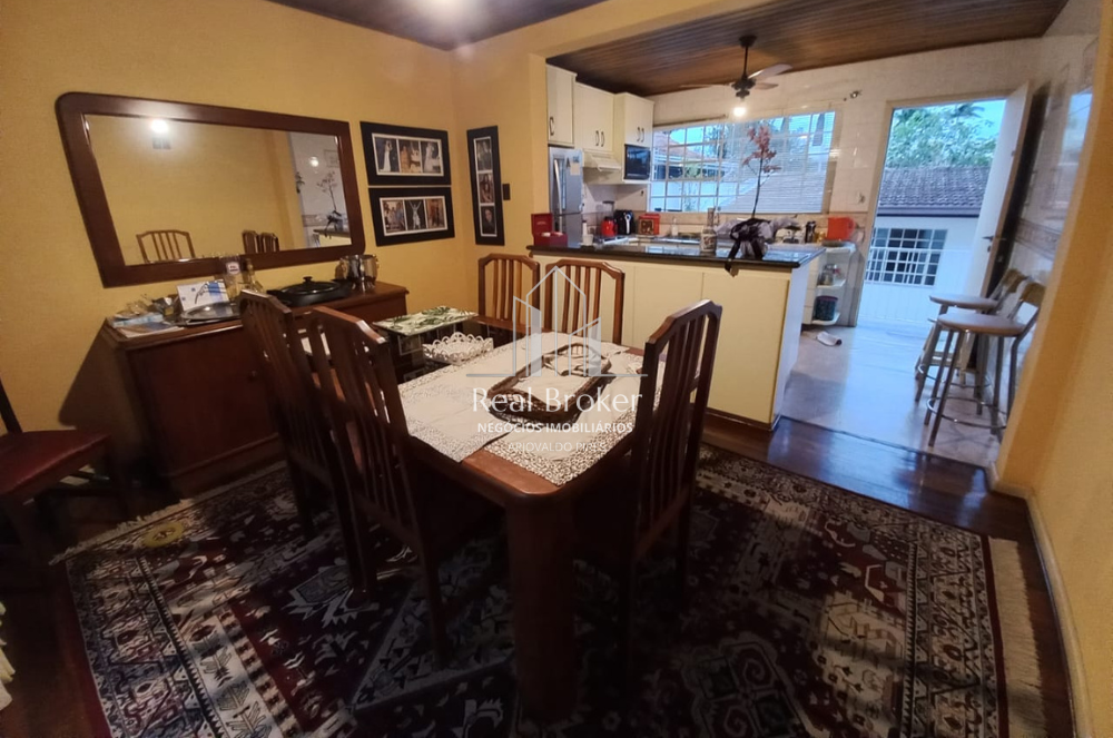 Imagem Casa com 3 Quartos à Venda, 280 m²em Orfãs - Ponta Grossa