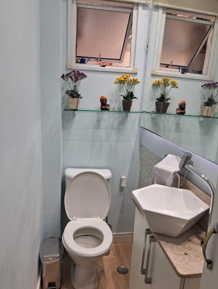 Imagem Casa de Condomínio com 2 Quartos à Venda, 59 m²em Centro (Caucaia do Alto) - Cotia