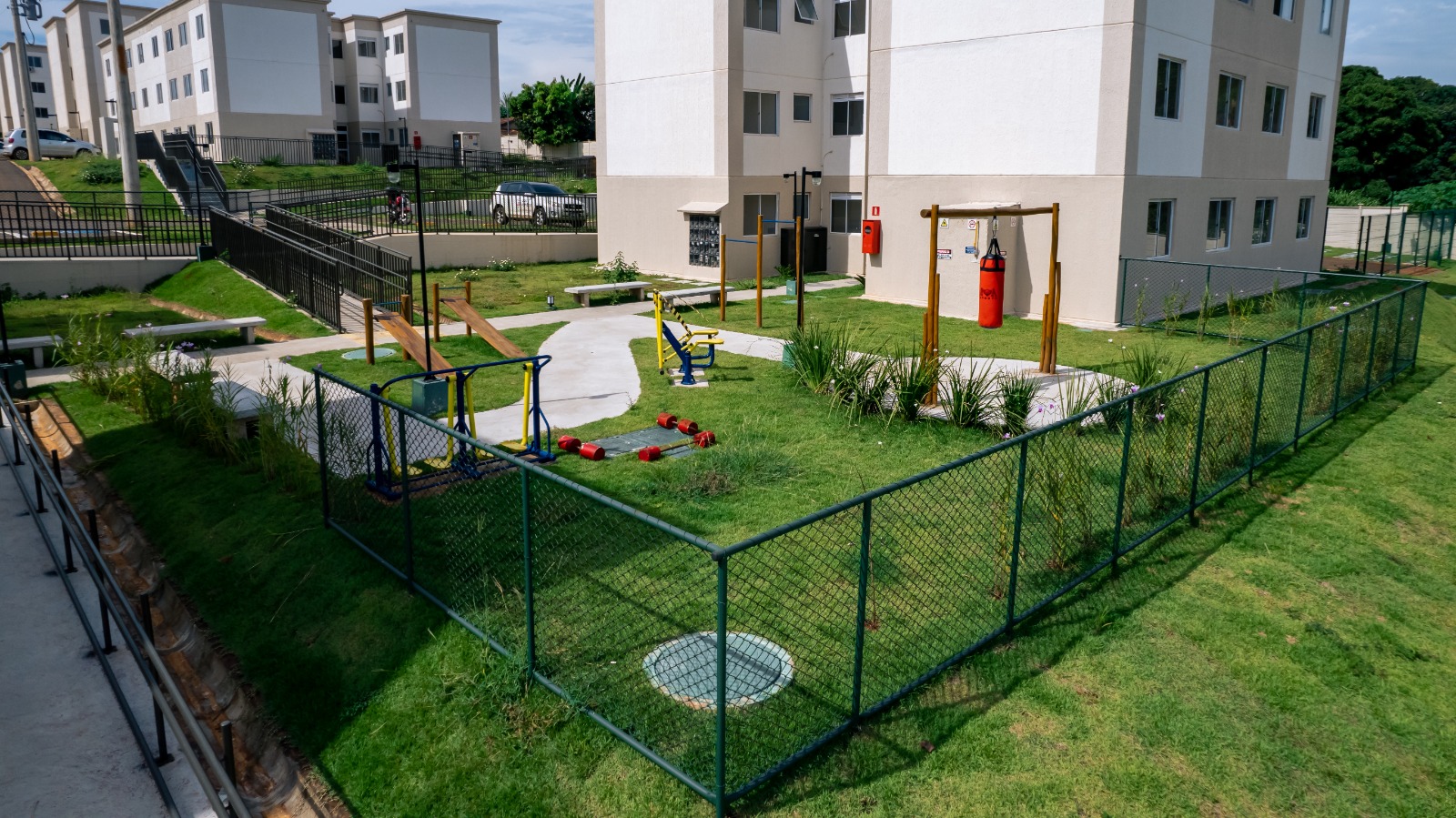 Imagem Apartamento com 2 Quartos à Venda, 42 m²em Loteamento Tropical Ville - Goiânia