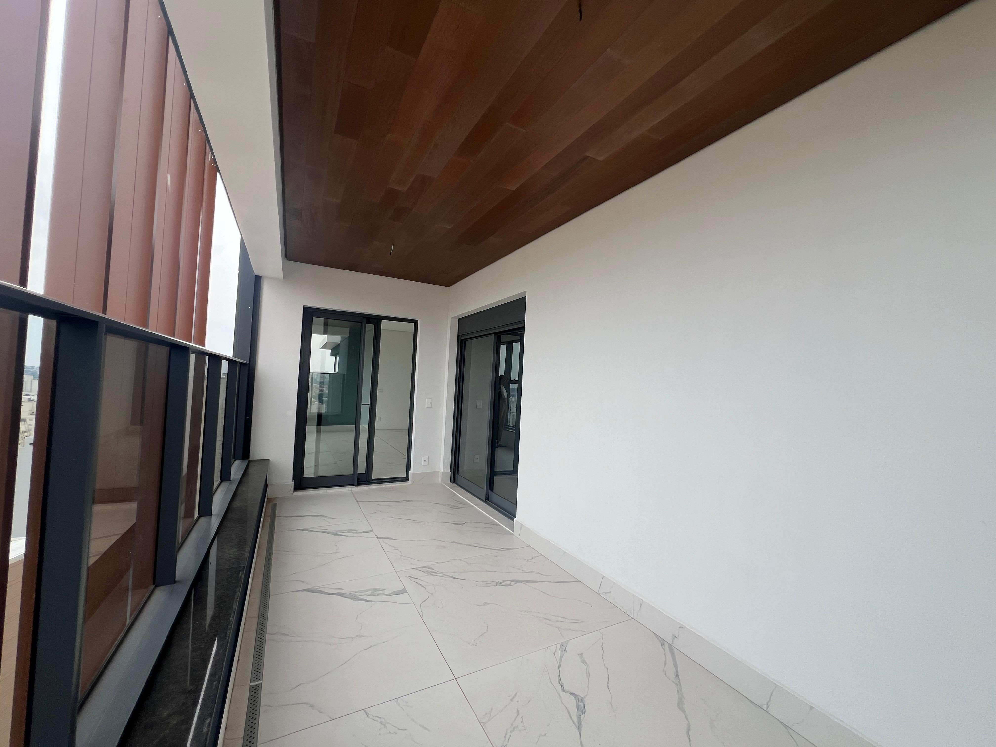 Imagem Cobertura com 3 Quartos à Venda, 350 m²em Cambuí - Campinas
