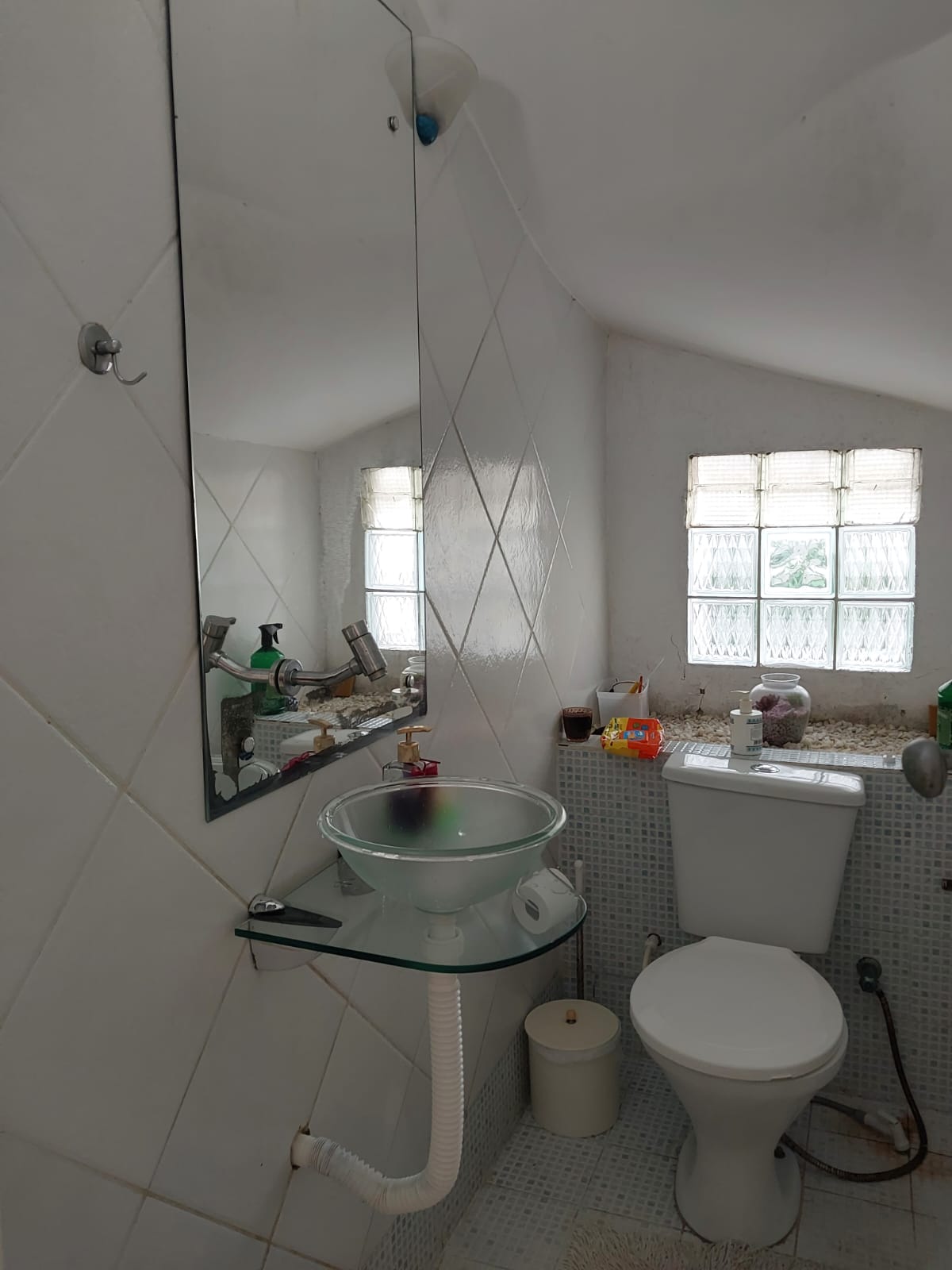 Imagem Casa de Condomínio com 4 Quartos à Venda, 250 m²em Jardim Placaford - Salvador Imagem Casa de Condomínio com 4 Quartos à Venda, 250 m²em Jardim Placaford - Salvador