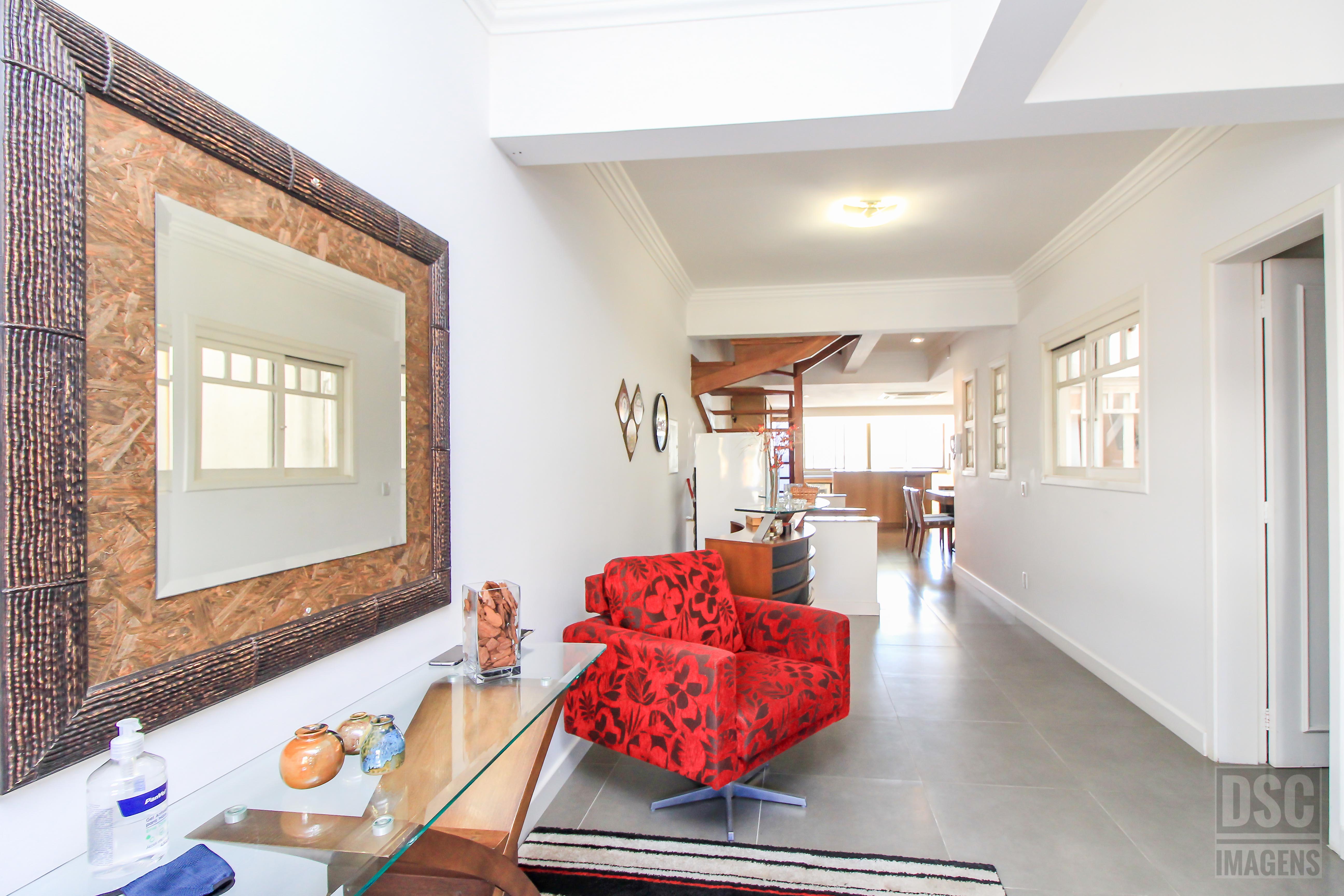 Imagem Casa com 4 Quartos à Venda, 456 m²em Chácara das Pedras - Porto Alegre Imagem Casa com 4 Quartos à Venda, 456 m²em Chácara das Pedras - Porto Alegre