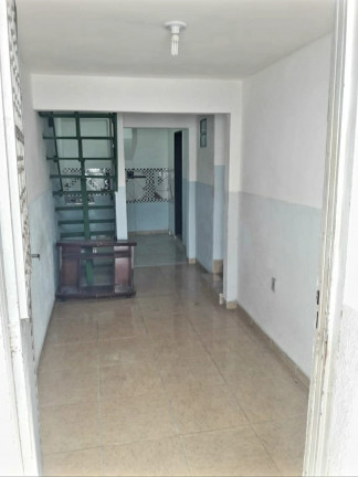 Imagem Galpão à Venda, 213 m² em Saúde - Salvador Imagem Galpão à Venda, 213 m² em Saúde - Salvador