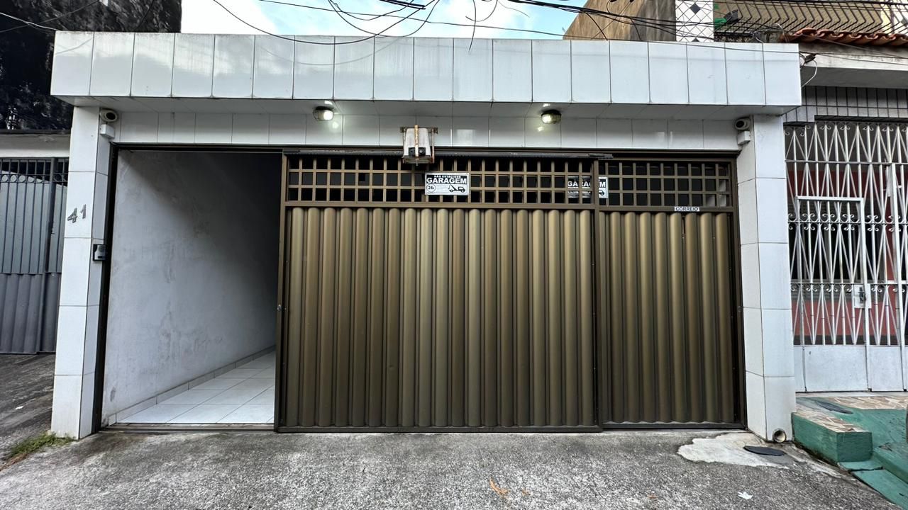 Casa com 5 Quartos para Alugar, 350 m²em Pedreira - Belém