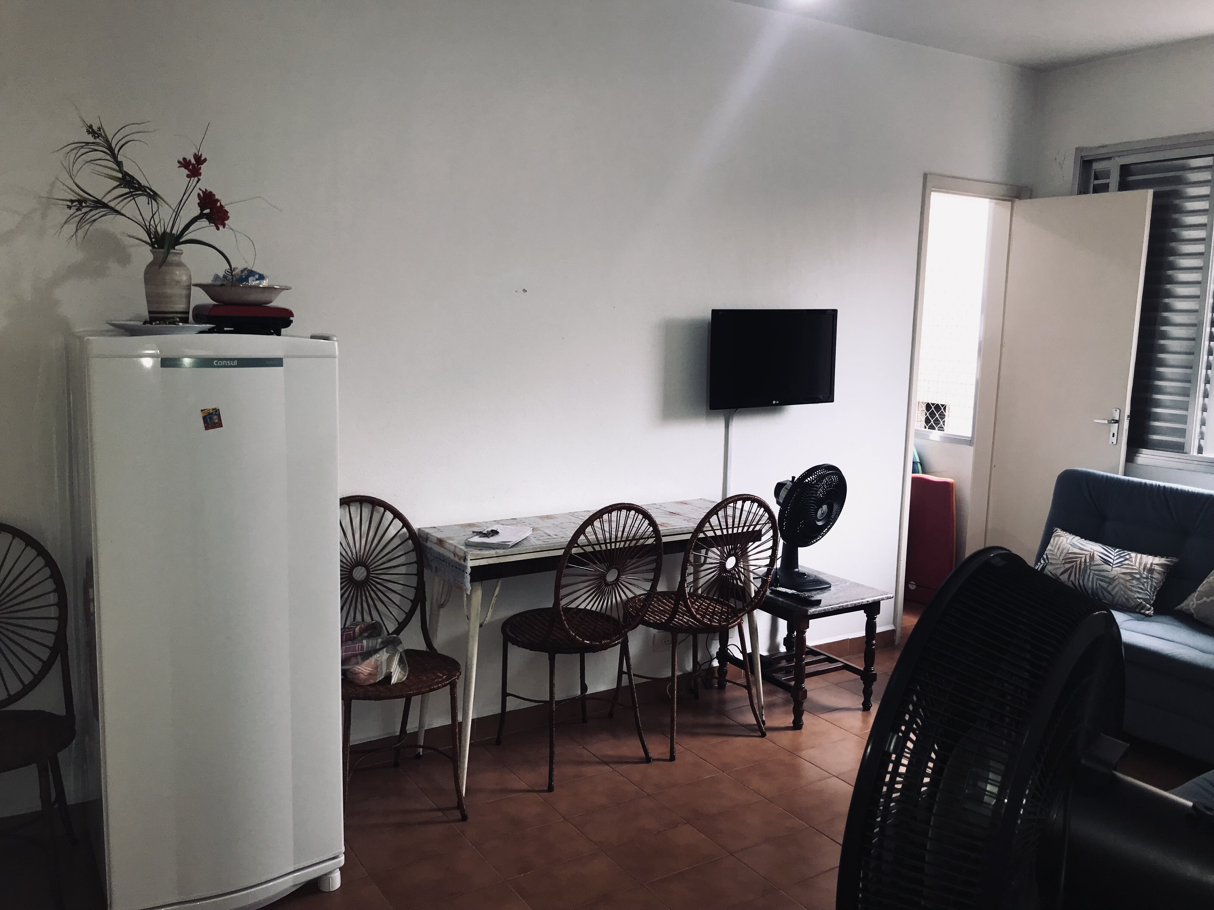 Kitnet com 1 Quarto à Venda, 35 m²em Boqueirão - Santos