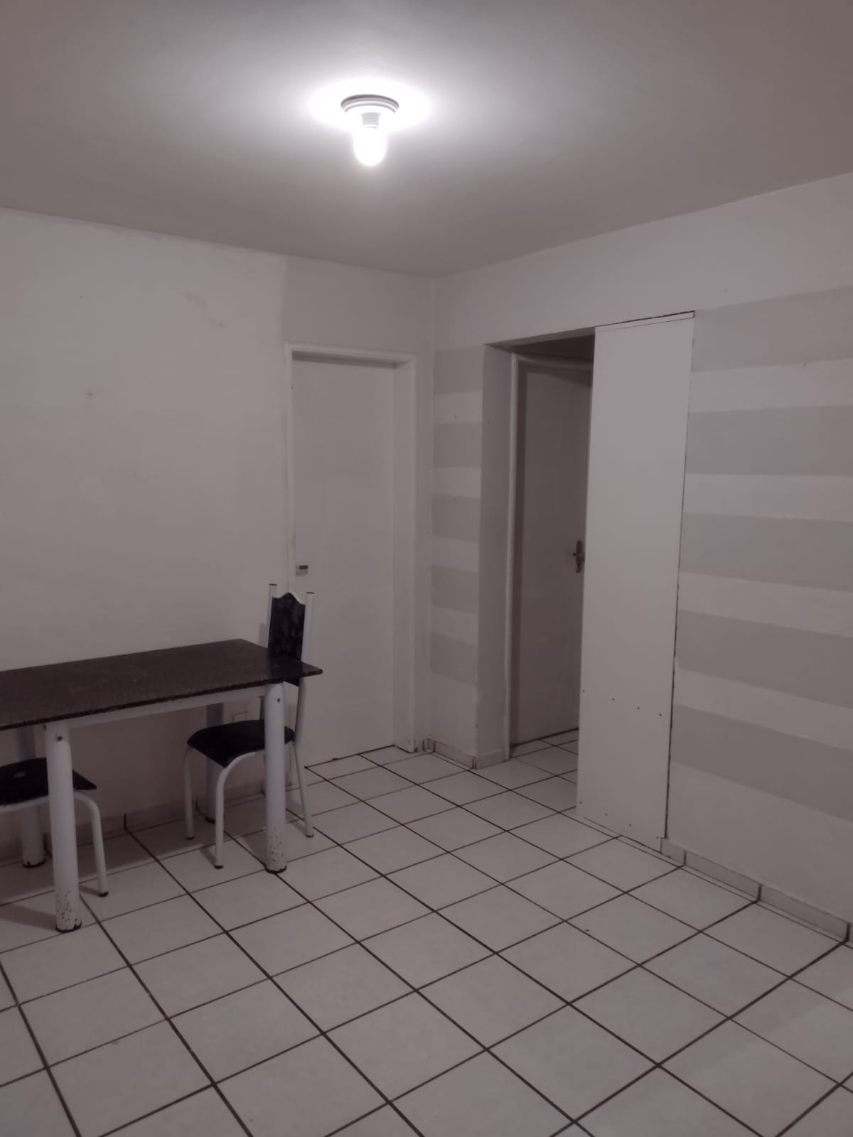 Imagem Apartamento com 2 Quartos para Alugar, 45 m²em Angelim - São Luís