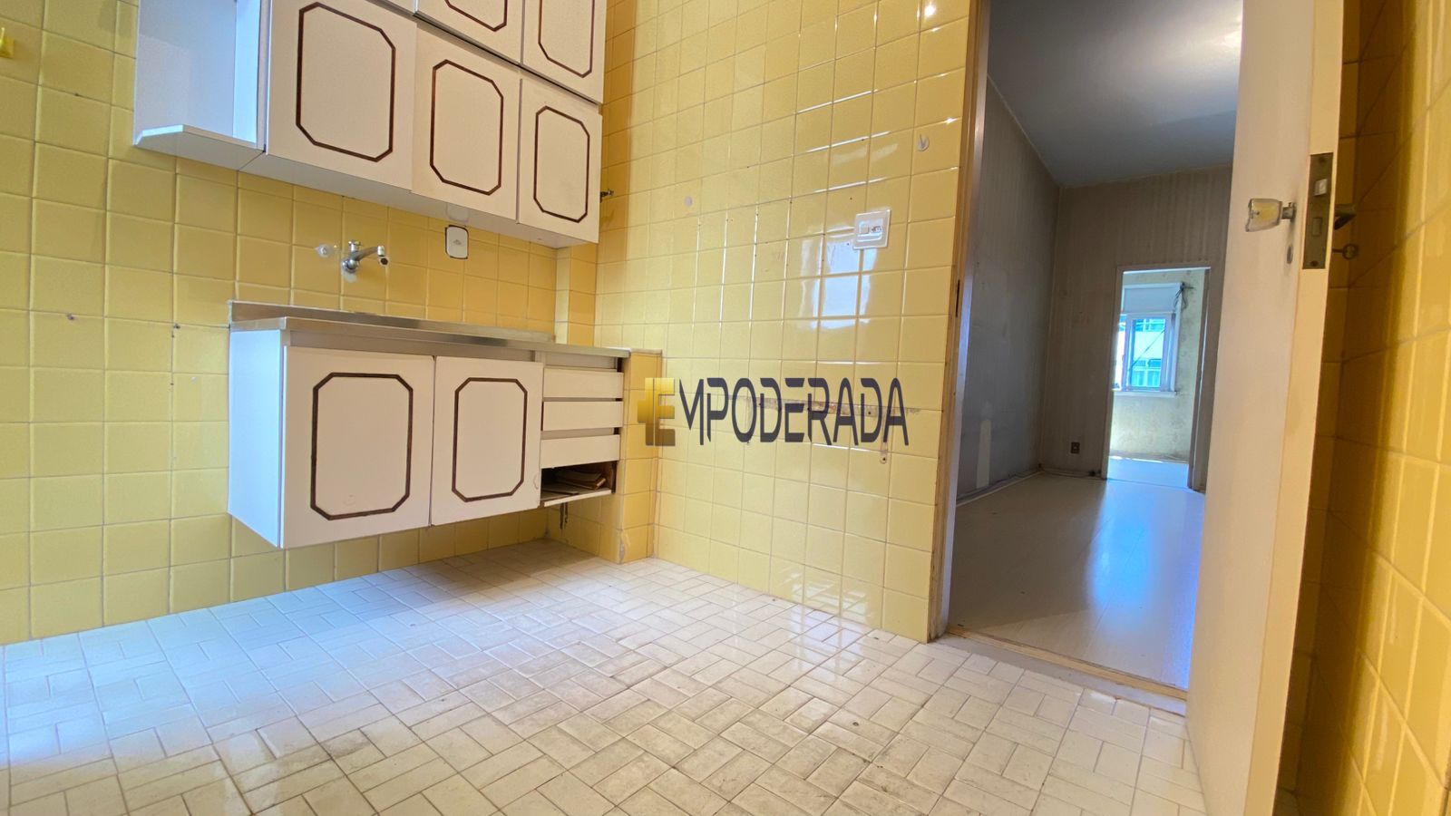 Imagem Apartamento com 2 Quartos à Venda, 70 m² em Copacabana - Rio de Janeiro Imagem Apartamento com 2 Quartos à Venda, 70 m² em Copacabana - Rio de Janeiro