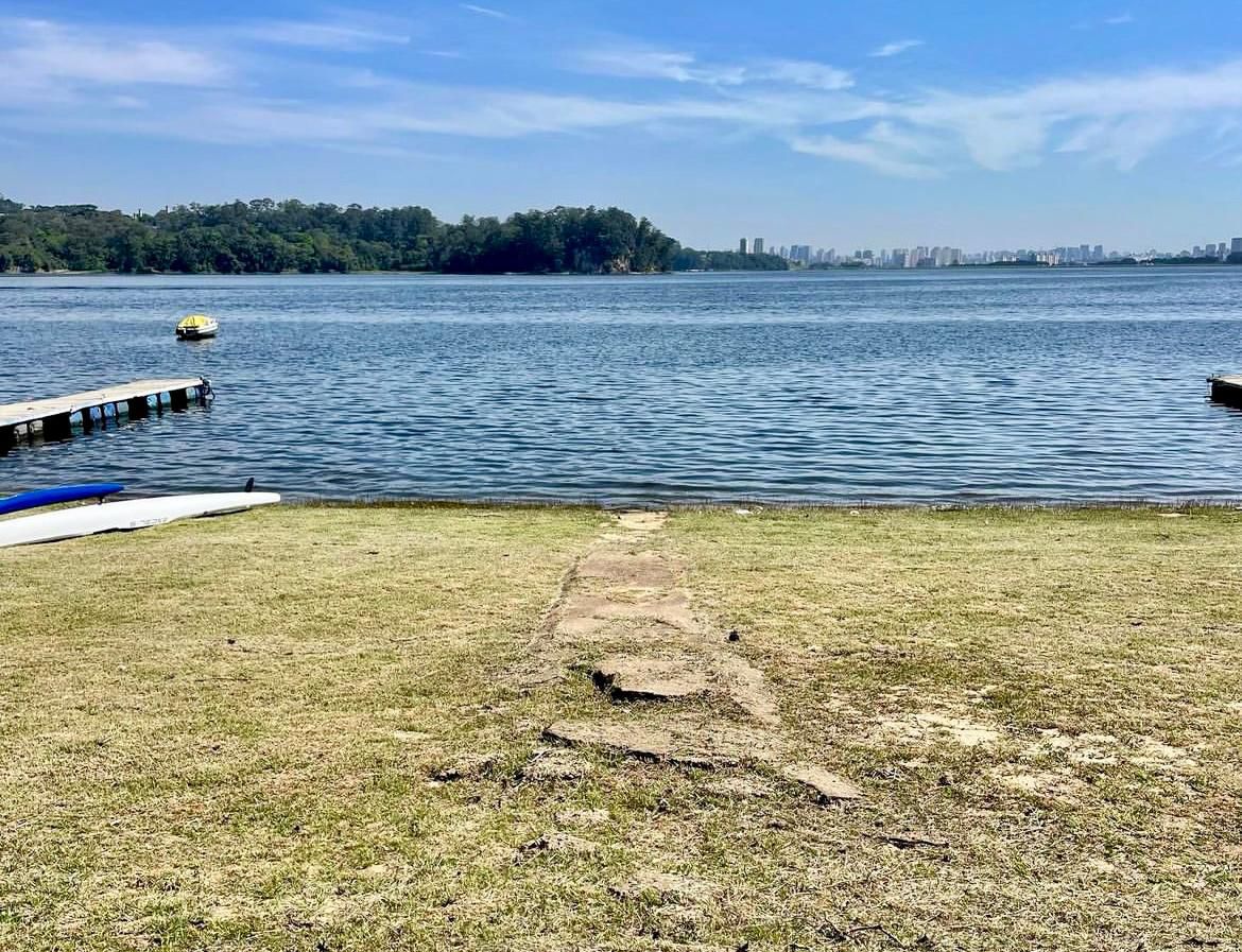 Imagem Casa com 4 Quartos à Venda, 200 m²em Copacabana - São Paulo