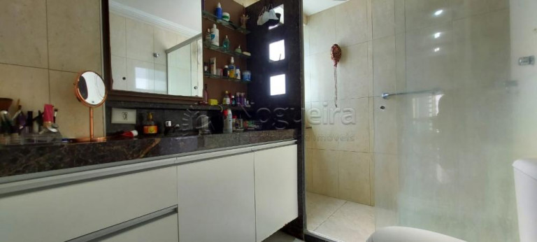 Foto do imóvel Apartamento com 2 Quartos à Venda, 66 m² em Pina - Recife