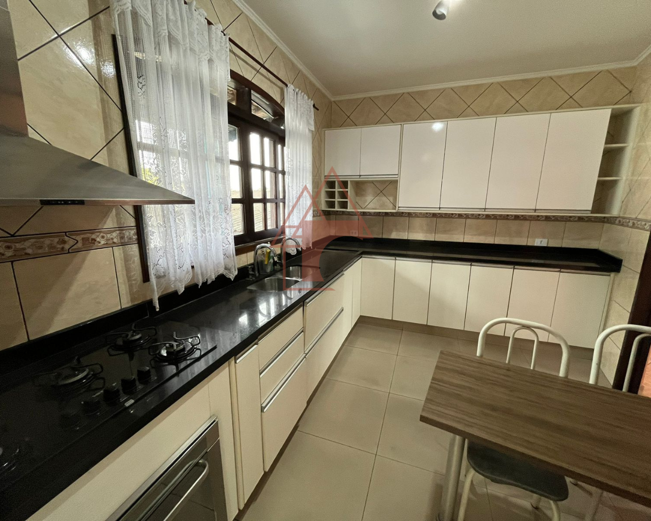 Imagem Casa com 2 Quartos à Venda, 141 m² em Jardim Casqueiro - Cubatão Imagem Casa com 2 Quartos à Venda, 141 m² em Jardim Casqueiro - Cubatão