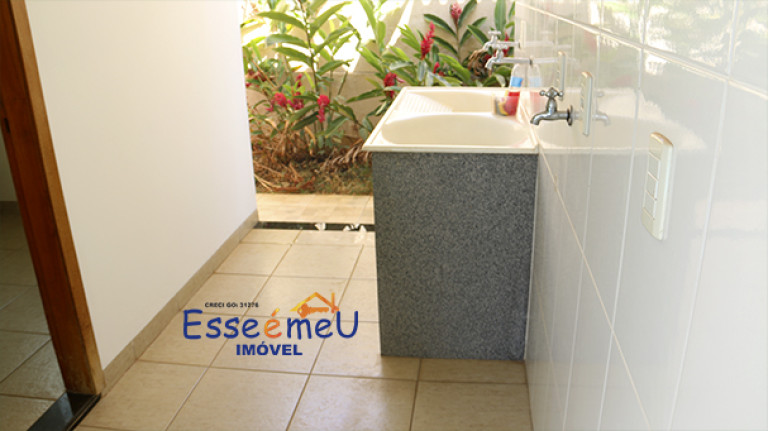 Imagem Casa de Condomínio com 3 Quartos à Venda, 191 m² em Jardins Madri - Goiânia Imagem Casa de Condomínio com 3 Quartos à Venda, 191 m² em Jardins Madri - Goiânia