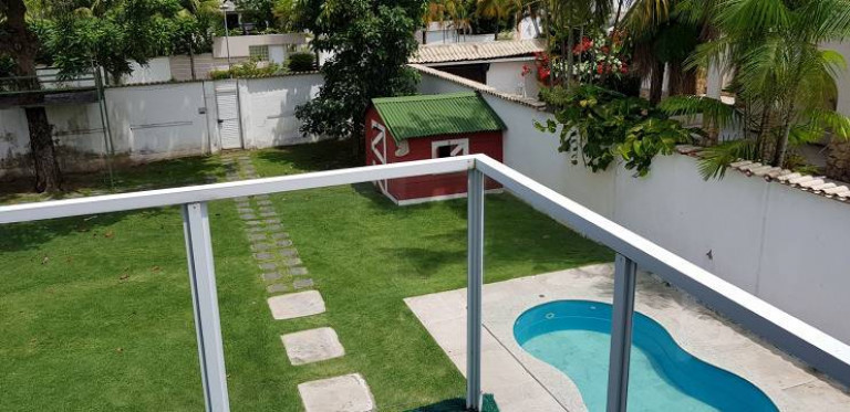 Imagem Casa de Condomínio com 4 Quartos à Venda, em Barra da Tijuca - Rio de Janeiro Imagem Casa de Condomínio com 4 Quartos à Venda, em Barra da Tijuca - Rio de Janeiro