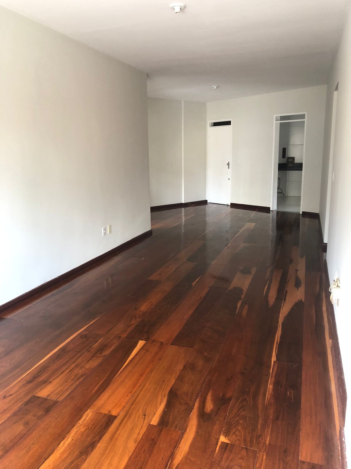Imagem Apartamento com 3 Quartos à Venda, 133 m²em Meireles - Fortaleza
