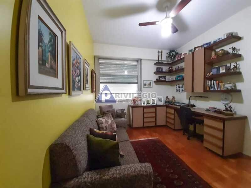 Imagem Apartamento com 4 Quartos à Venda, 150 m²em Copacabana - Rio de Janeiro Imagem Apartamento com 4 Quartos à Venda, 150 m²em Copacabana - Rio de Janeiro