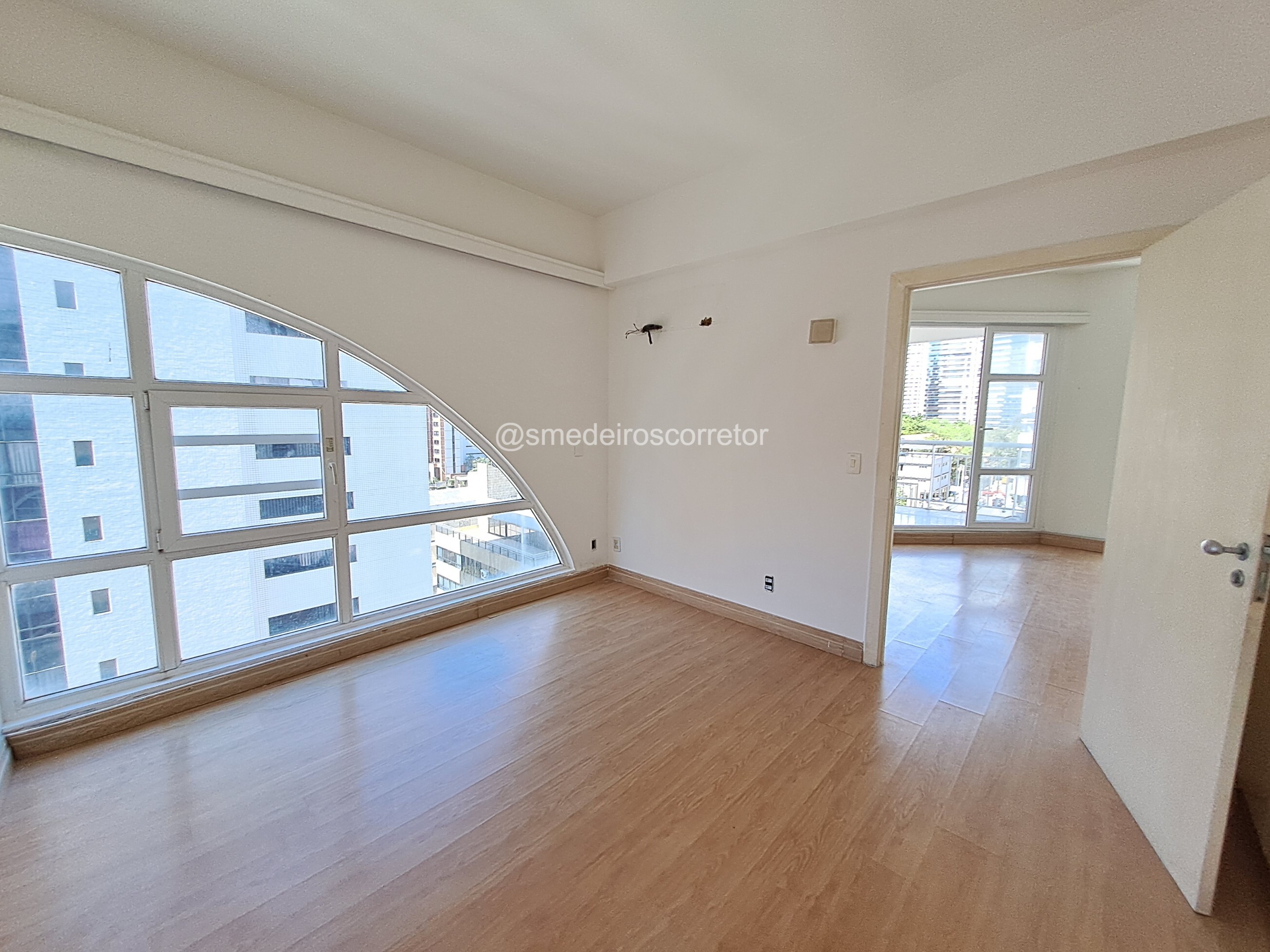 Imagem Loft com 2 Quartos à Venda, 80 m²em Meireles - Fortaleza