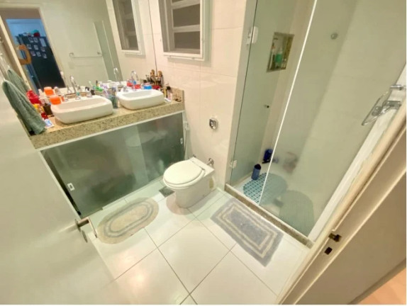 Imagem Apartamento com 2 Quartos à Venda, 70 m² em Icaraí - Niterói