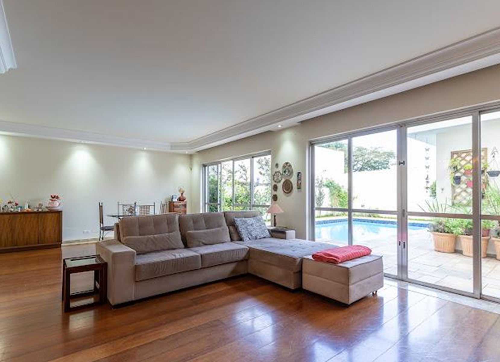 Imagem Sobrado com 4 Quartos à Venda, 363 m² em Granja Julieta - São Paulo
