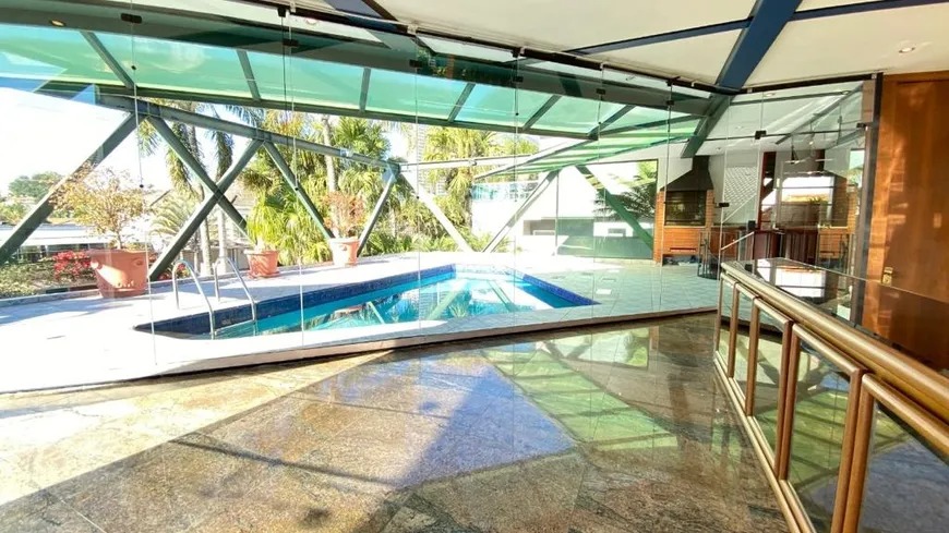 Imagem Casa com 3 Quartos à Venda, 361 m²em Alphaville Residencial Dois - Barueri Imagem Casa com 3 Quartos à Venda, 361 m²em Alphaville Residencial Dois - Barueri