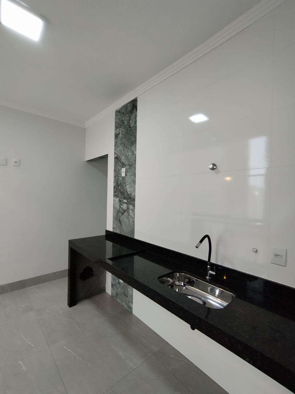Imagem Casa com 2 Quartos à Venda, 85 m²em Jardim Himalaia - Aparecida de Goiânia