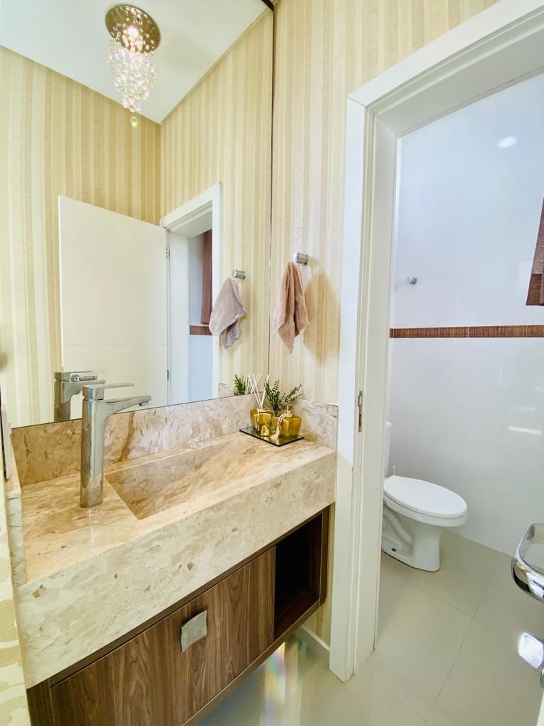 Imagem Sobrado com 3 Quartos à Venda, 360 m²em Atlântida Sul - Osório