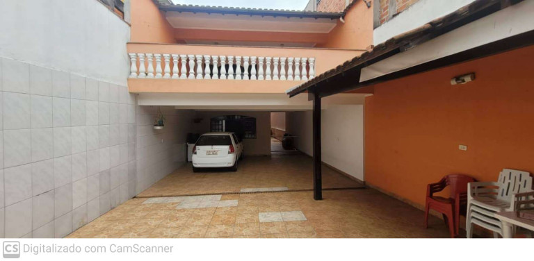 Casa com 4 Quartos à Venda, 200 m² em Jardim Ângela Maria - Carapicuíba