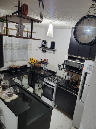 Imagem Apartamento com 2 Quartos à Venda, 45 m² em Água Chata - Guarulhos
