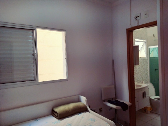 Imagem Casa com 3 Quartos à Venda, 120 m² em Residencial Algarve - Mogi Das Cruzes