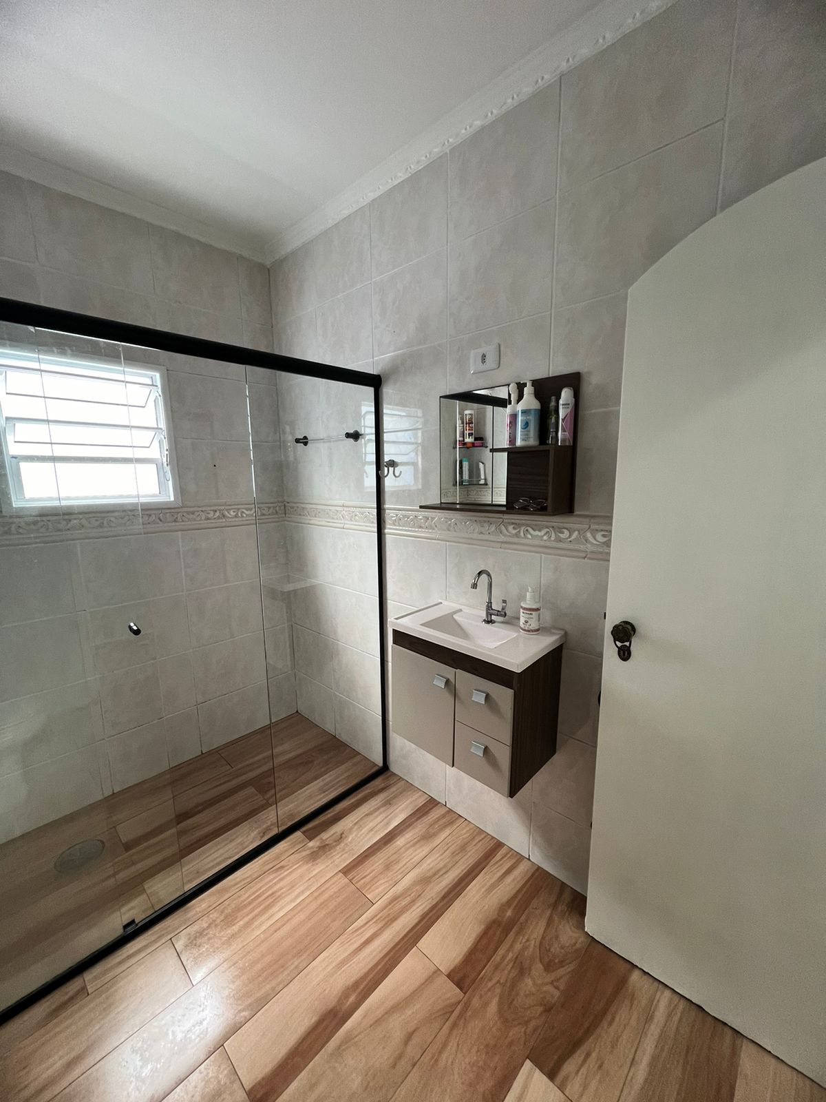 Imagem Casa com 3 Quartos para Alugar, 200 m² em Jardim Alzira - São Paulo Imagem Casa com 3 Quartos para Alugar, 200 m² em Jardim Alzira - São Paulo