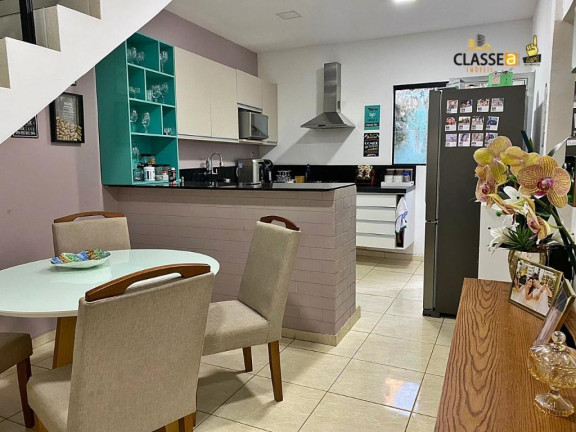 Imagem Casa com 3 Quartos à Venda, 100 m² em Cajueiro Seco - Jaboatão dos Guararapes Imagem Casa com 3 Quartos à Venda, 100 m² em Cajueiro Seco - Jaboatão dos Guararapes
