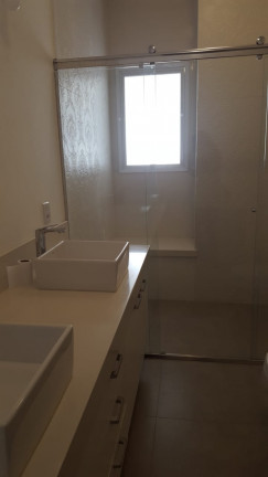 Imagem Casa de Condomínio com 3 Quartos à Venda, 320 m²em Medeiros - Jundiaí
