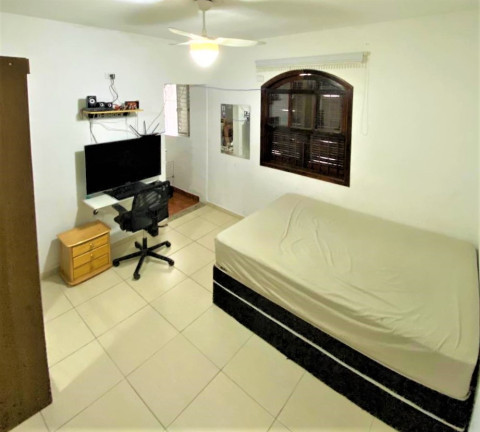 Imagem Casa com 4 Quartos à Venda, 115 m² em Jardim Santa Terezinha - Taboão da Serra Imagem Casa com 4 Quartos à Venda, 115 m² em Jardim Santa Terezinha - Taboão da Serra