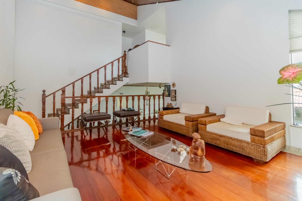 Imagem Casa com 3 Quartos à Venda, 383 m²em City América - São Paulo Imagem Casa com 3 Quartos à Venda, 383 m²em City América - São Paulo