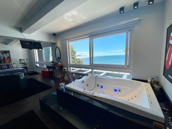 Imagem Casa com 7 Quartos à Venda, 390 m² em Balneário Perequê  - Porto Belo