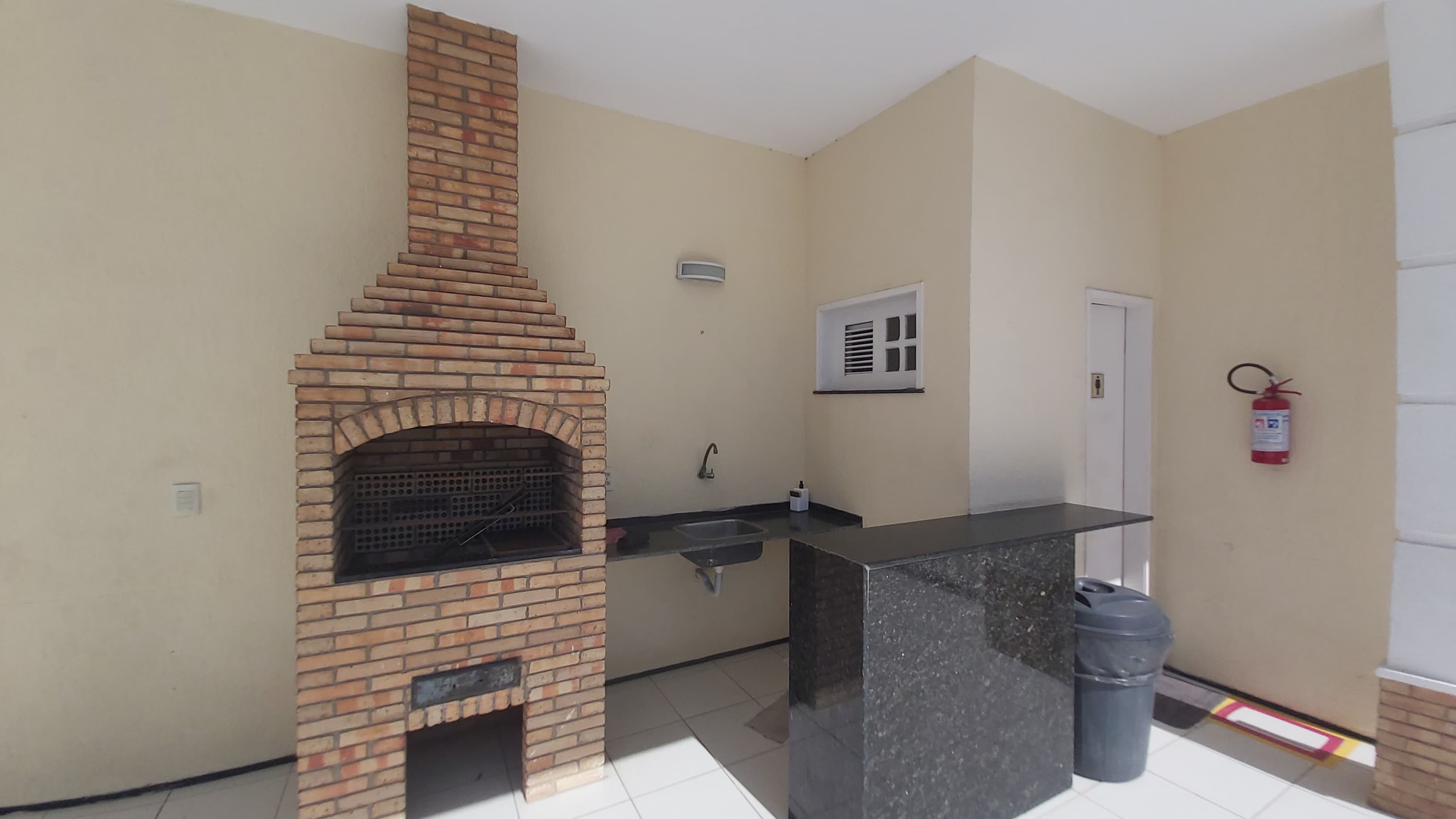 Imagem Casa de Condomínio com 3 Quartos à Venda, 131 m² em Engenheiro Luciano Cavalcante - Fortaleza Imagem Casa de Condomínio com 3 Quartos à Venda, 131 m² em Engenheiro Luciano Cavalcante - Fortaleza