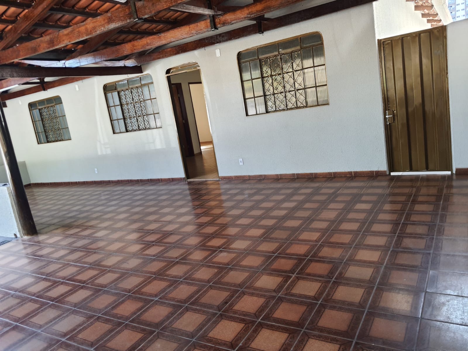 Imagem Casa com 3 Quartos à Venda, 188 m² em Setor União - Goiânia