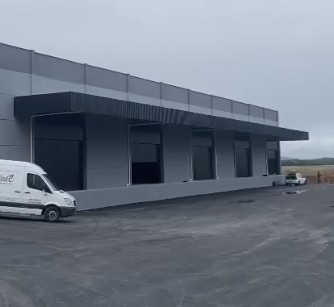 Imagem Galpão para Alugar, 10.000 m² em Vila Nova - Joinville Imagem Galpão para Alugar, 10.000 m² em Vila Nova - Joinville