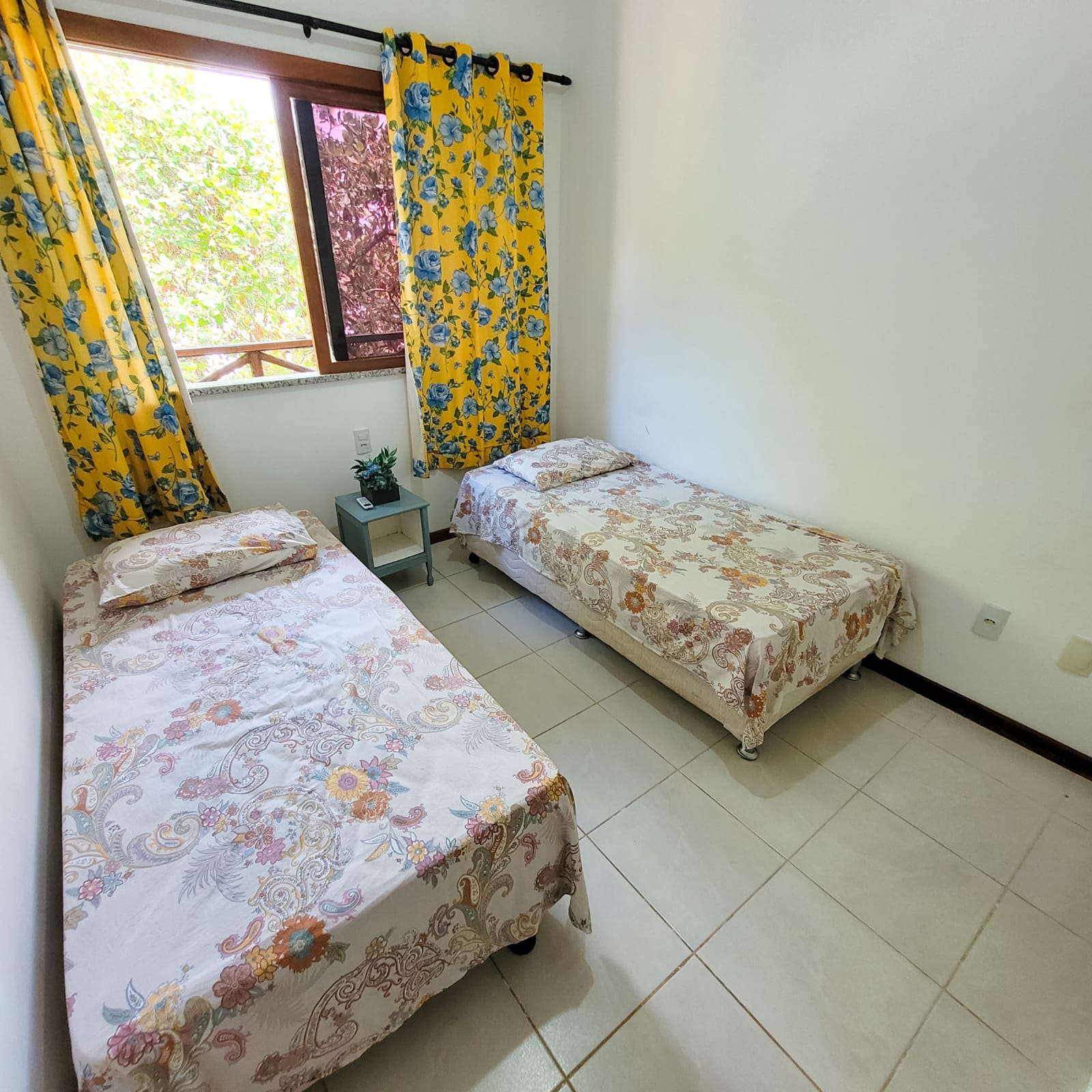 Imagem Apartamento com 2 Quartos à Venda, 70 m²em Itacimirim - Monte Gordo