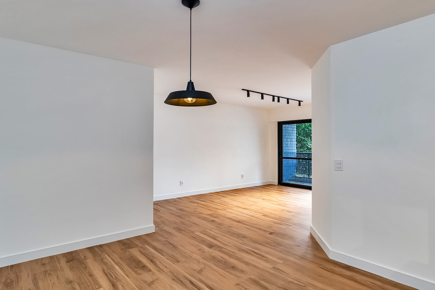 Imagem Apartamento com 2 Quartos à Venda, 80 m²em Jardim Portal I e II - São Paulo