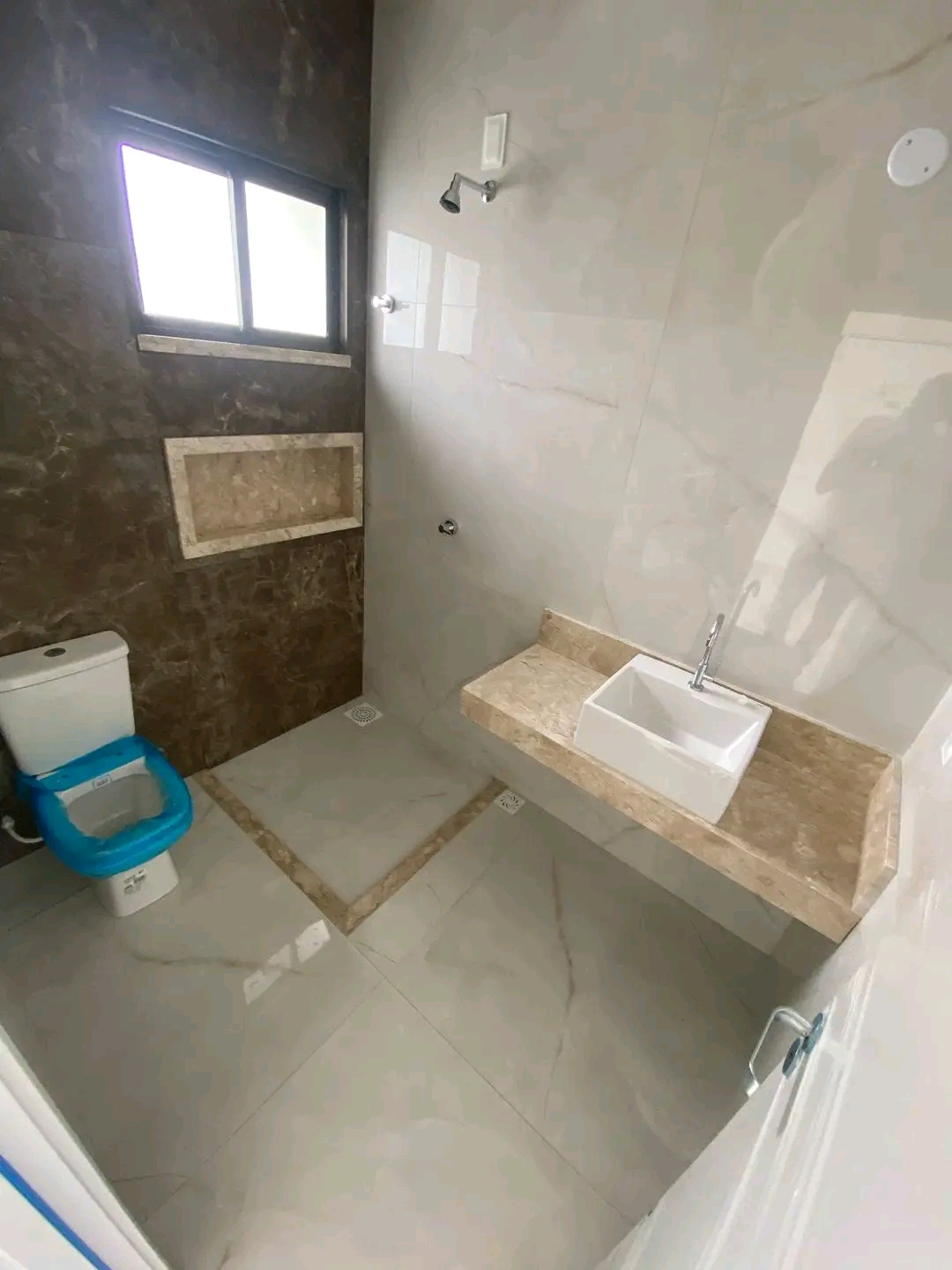 Imagem Casa com 3 Quartos à Venda, 107 m²em Urucunema - Eusebio 