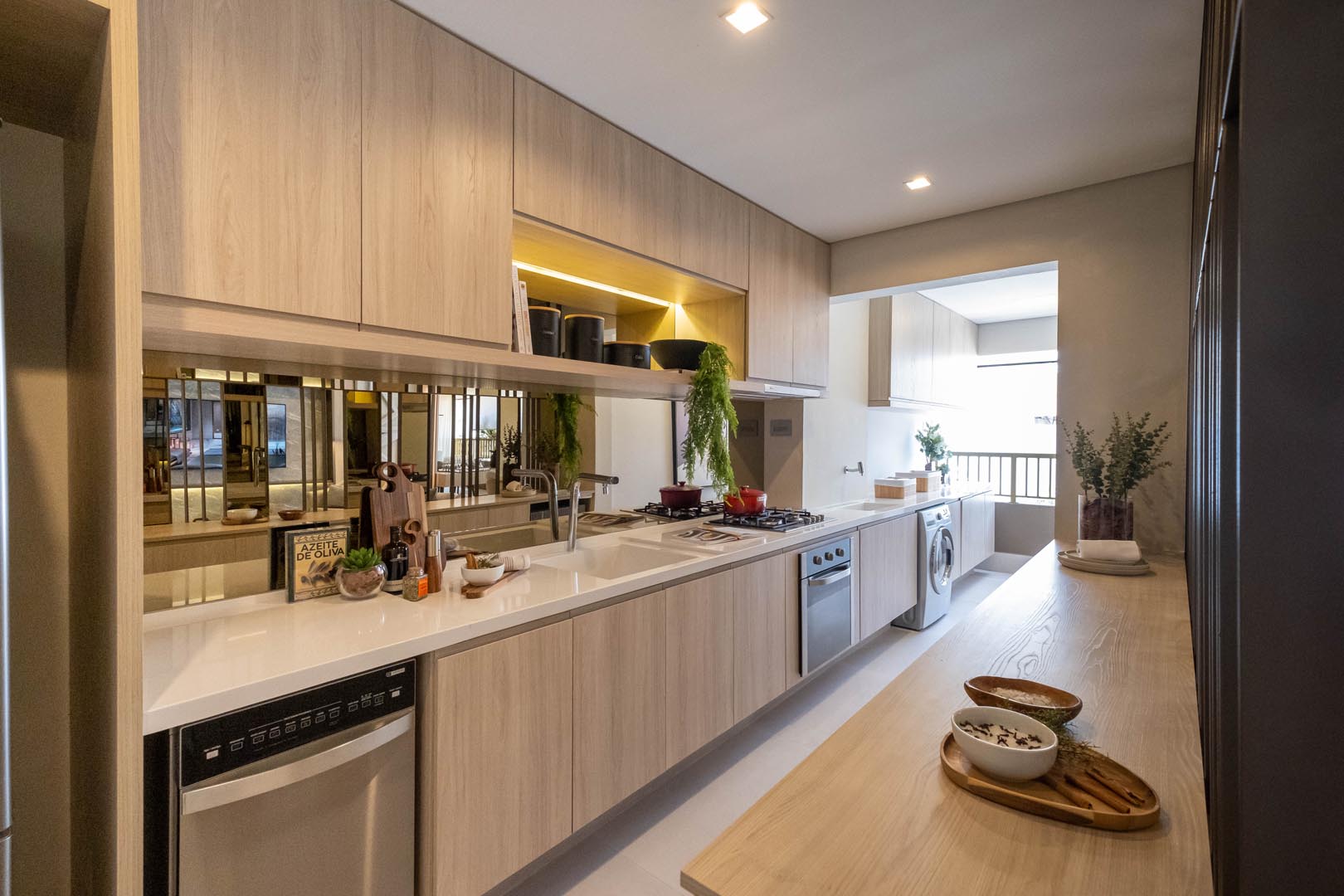 Imagem Apartamento com 3 Quartos à Venda, 123 m²em Moema - São Paulo